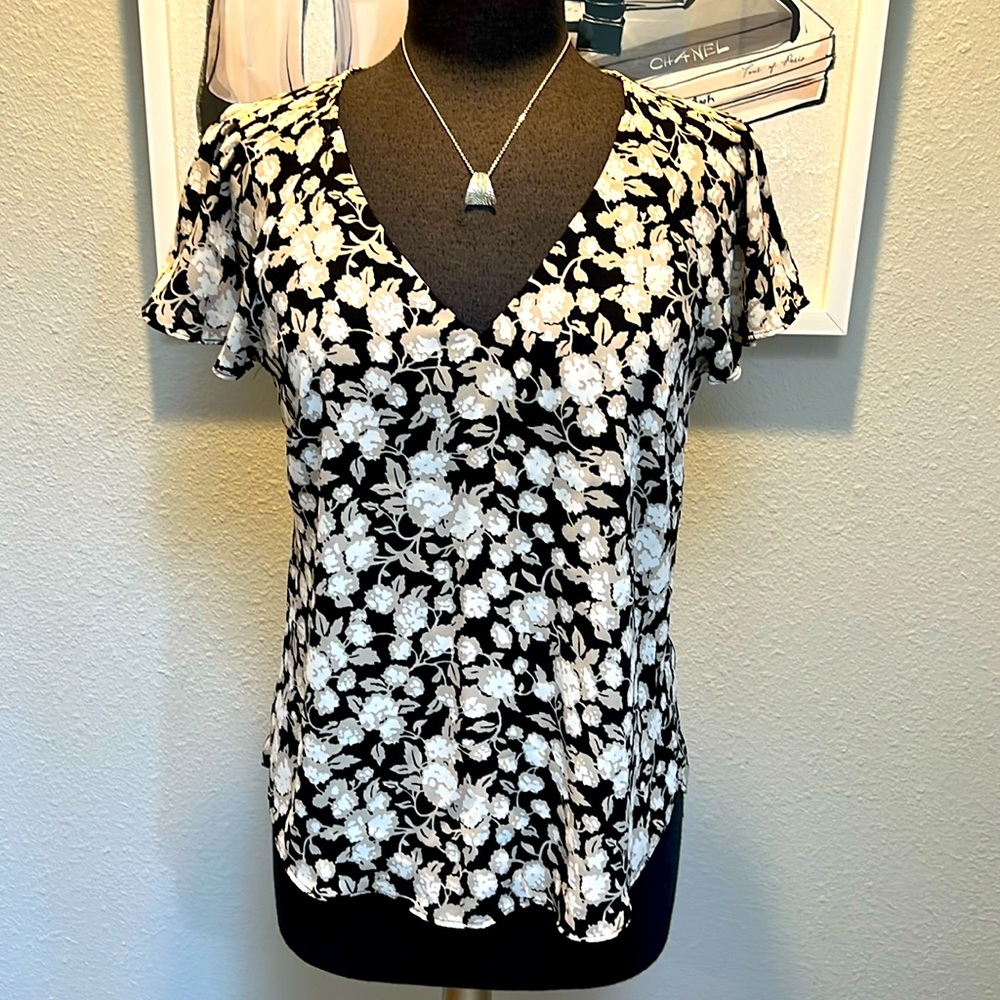 H&M blouse size XS